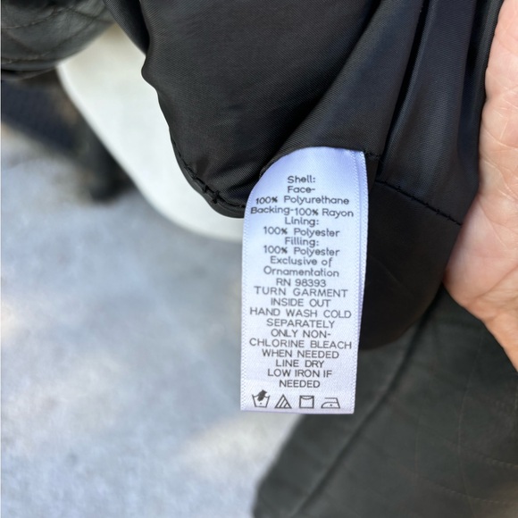 🗺️ LOGO Instant Chic Faux Leather Plus 20W Quilted Motorcycle Style Jacket GUC - Picture 8 of 9